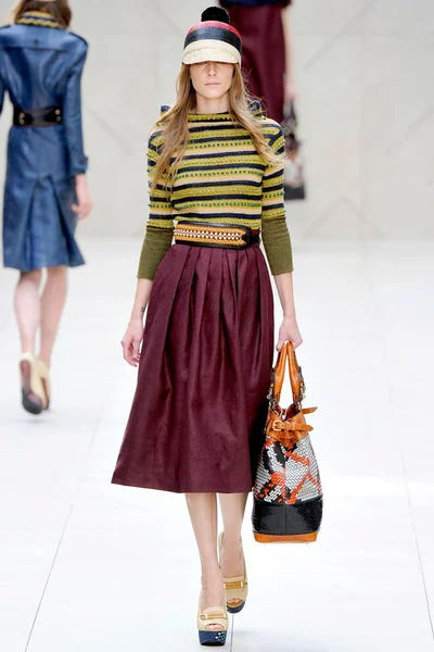 Look 5